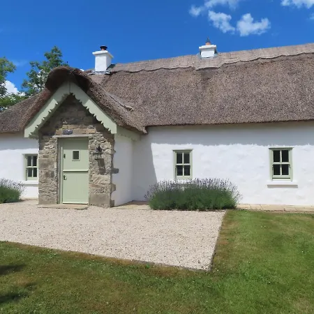 The Humble Daisy Tatil Evi Woodford (Connacht)