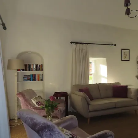 Tatil Evi The Humble Daisy Woodford (Connacht)